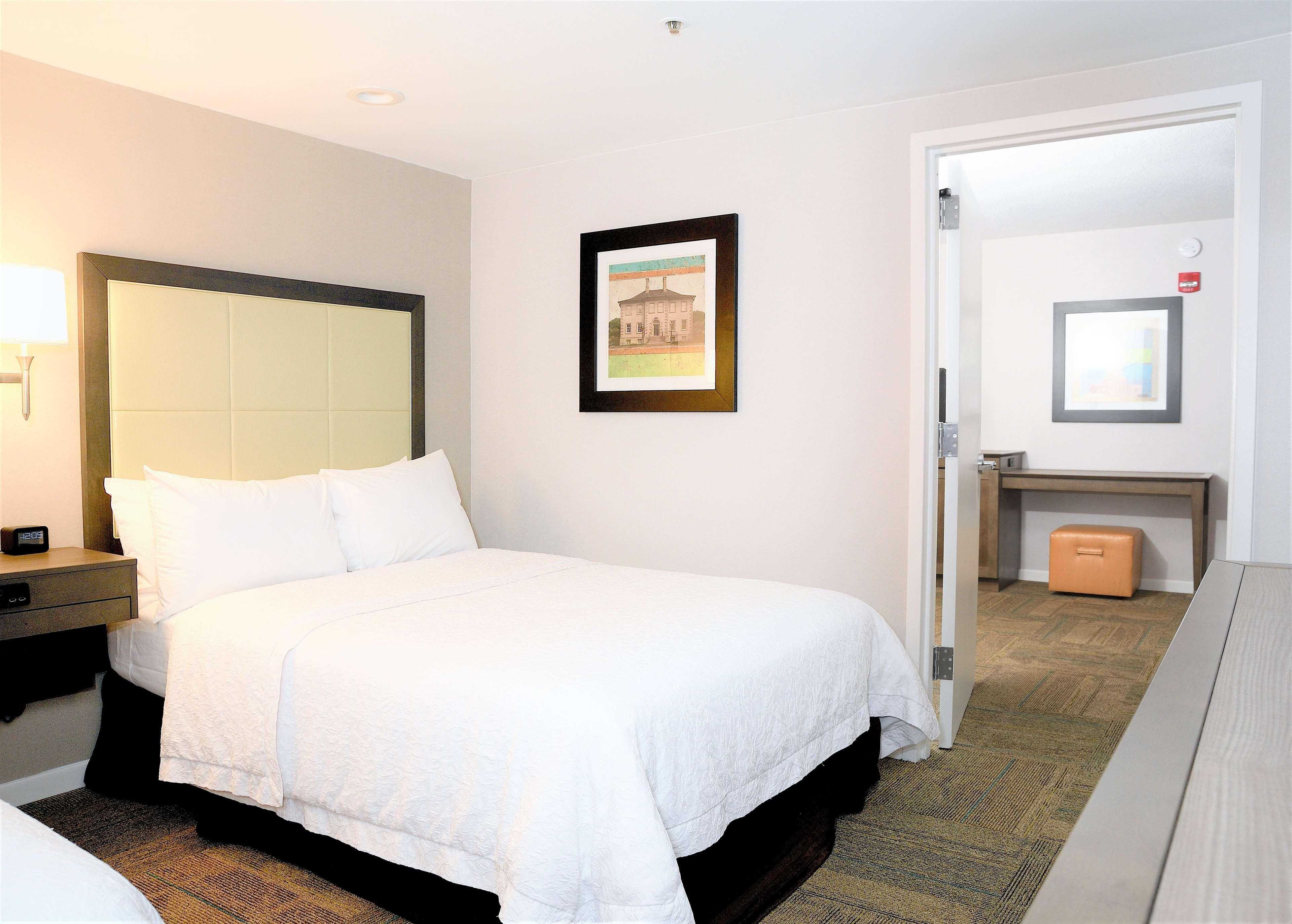 Hampton Inn Alexandria/Old Town Ngoại thất bức ảnh