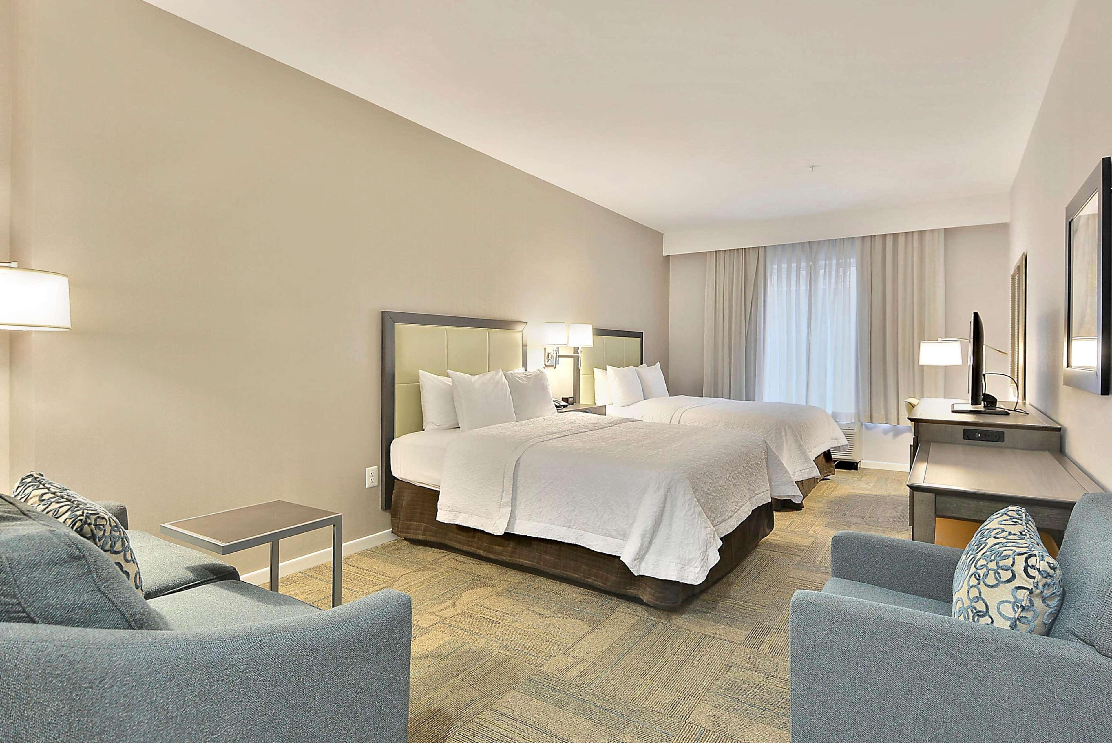 Hampton Inn Alexandria/Old Town Ngoại thất bức ảnh