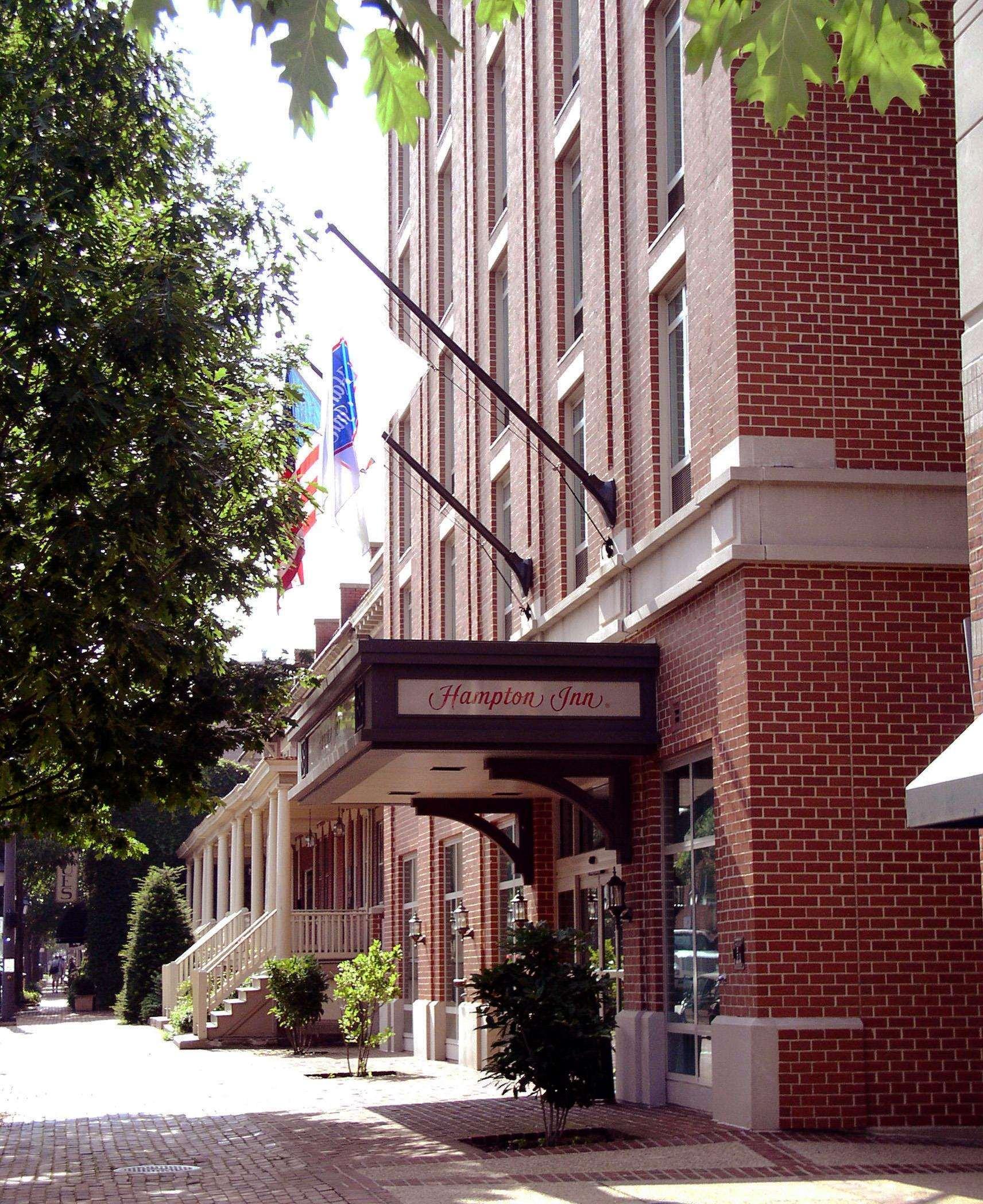 Hampton Inn Alexandria/Old Town Ngoại thất bức ảnh