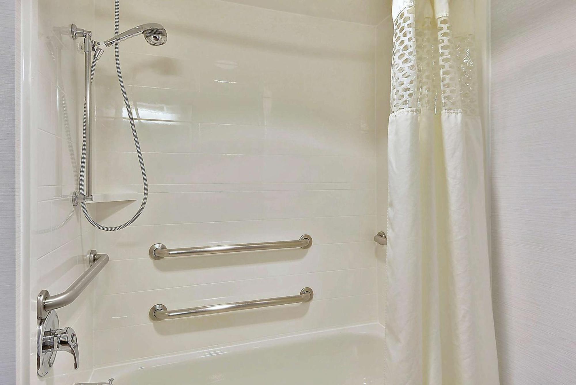 Hampton Inn Alexandria/Old Town Ngoại thất bức ảnh