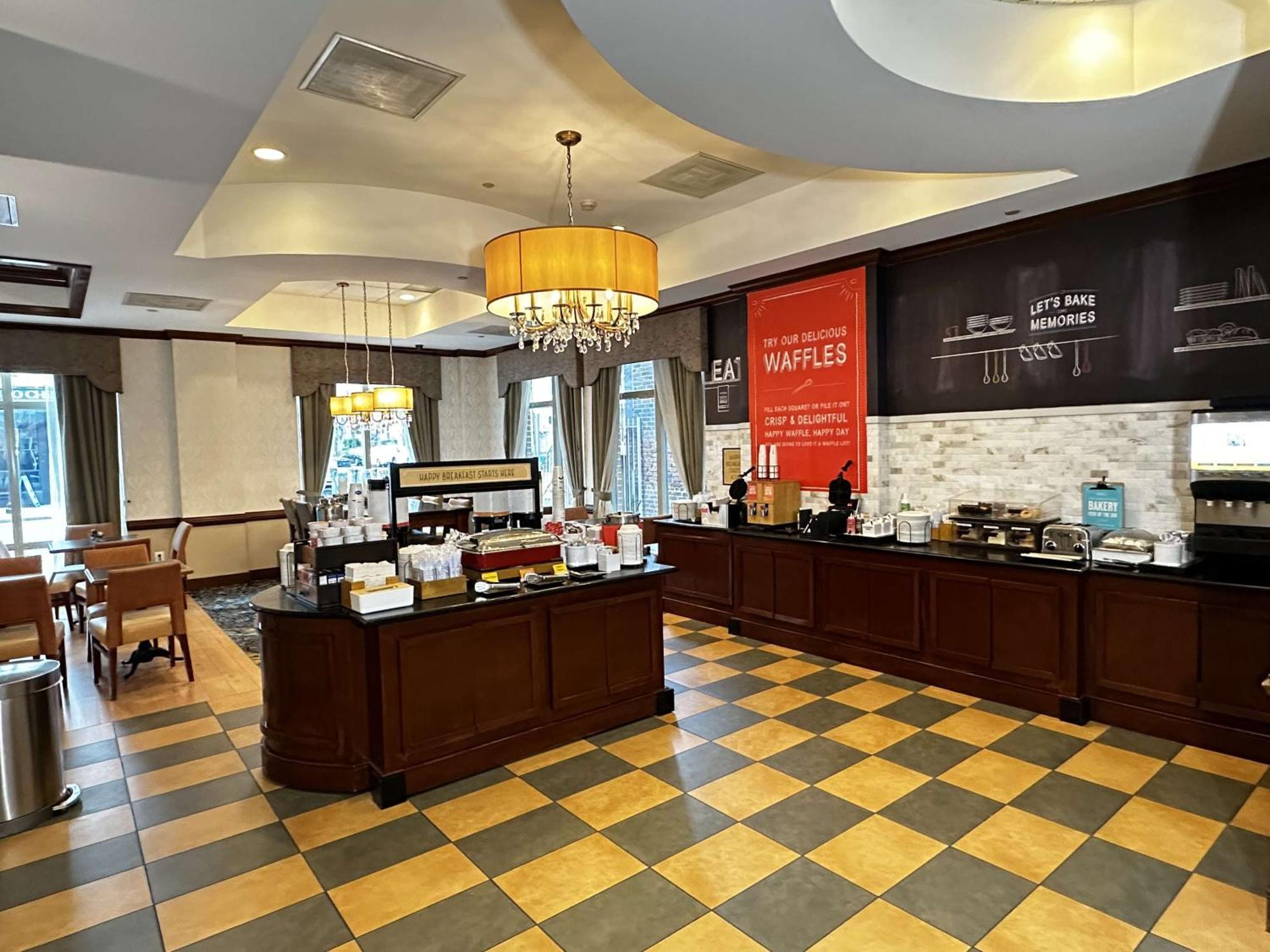 Hampton Inn Alexandria/Old Town Ngoại thất bức ảnh