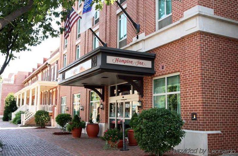 Hampton Inn Alexandria/Old Town Ngoại thất bức ảnh