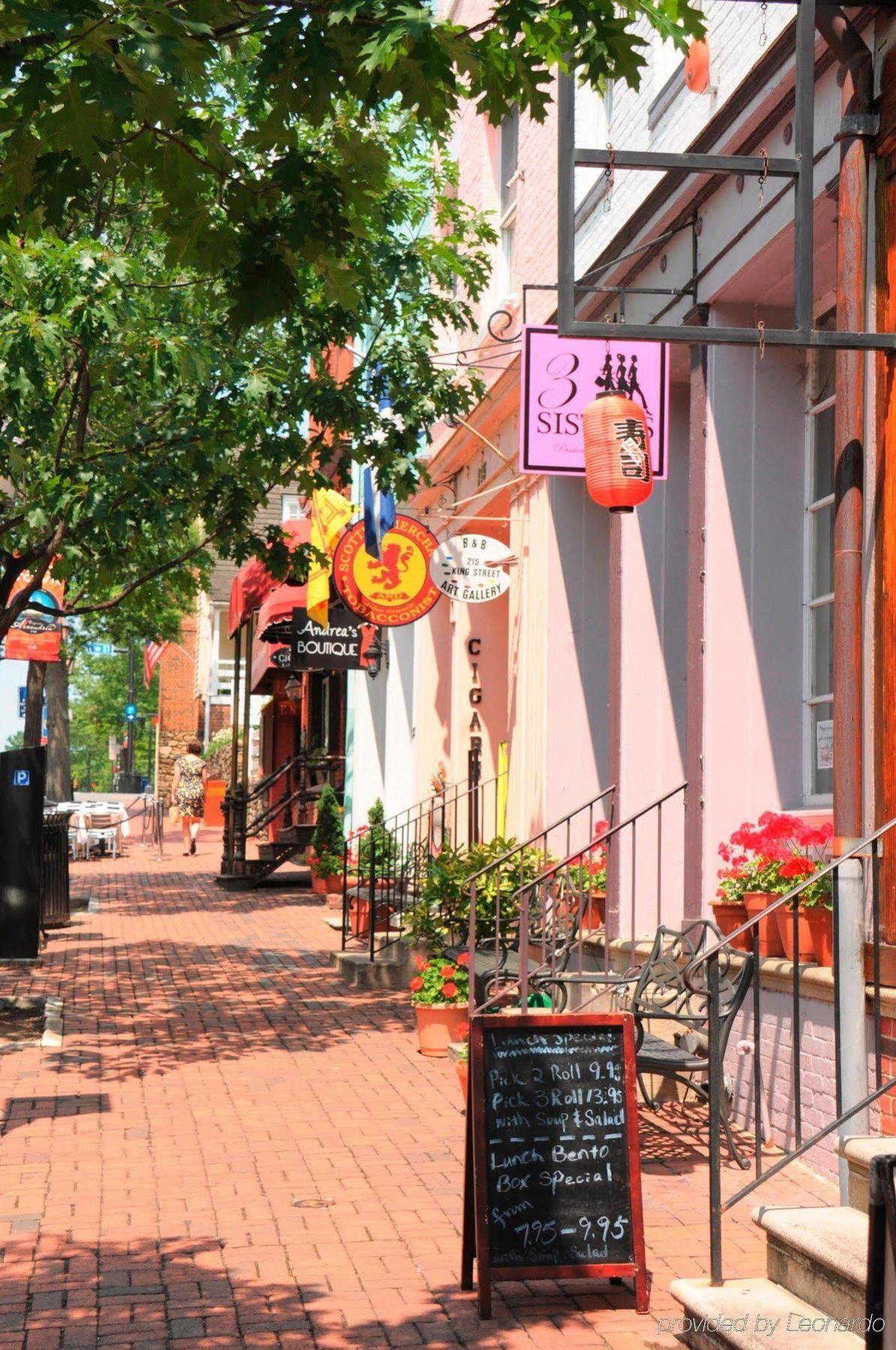 Hampton Inn Alexandria/Old Town Ngoại thất bức ảnh