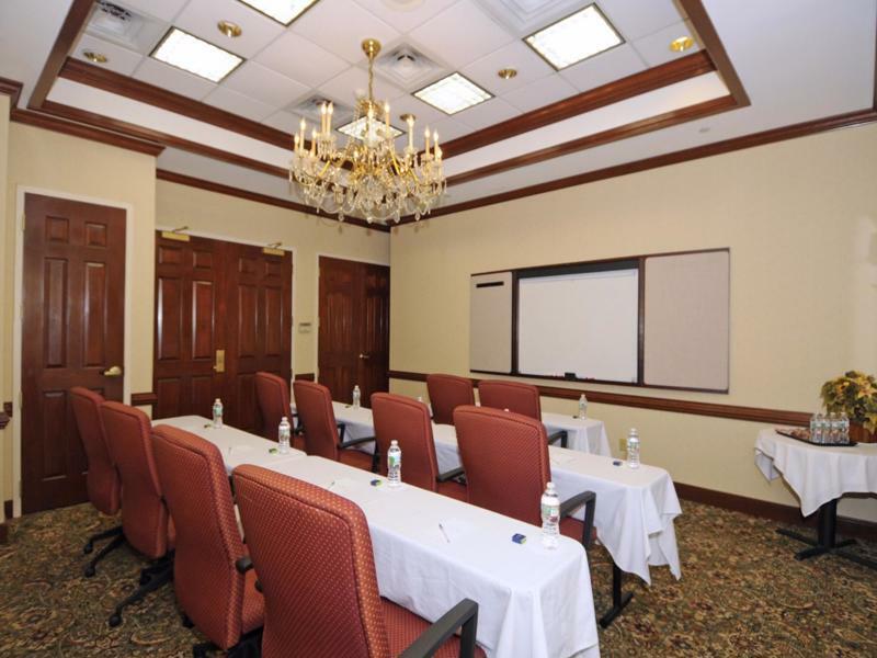 Hampton Inn Alexandria/Old Town Ngoại thất bức ảnh